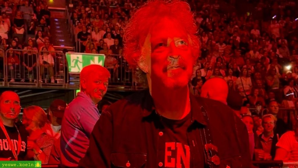 Gänsehaut in der Arena: Niedecken bei der Auszeichnung für sein Lebenswerk