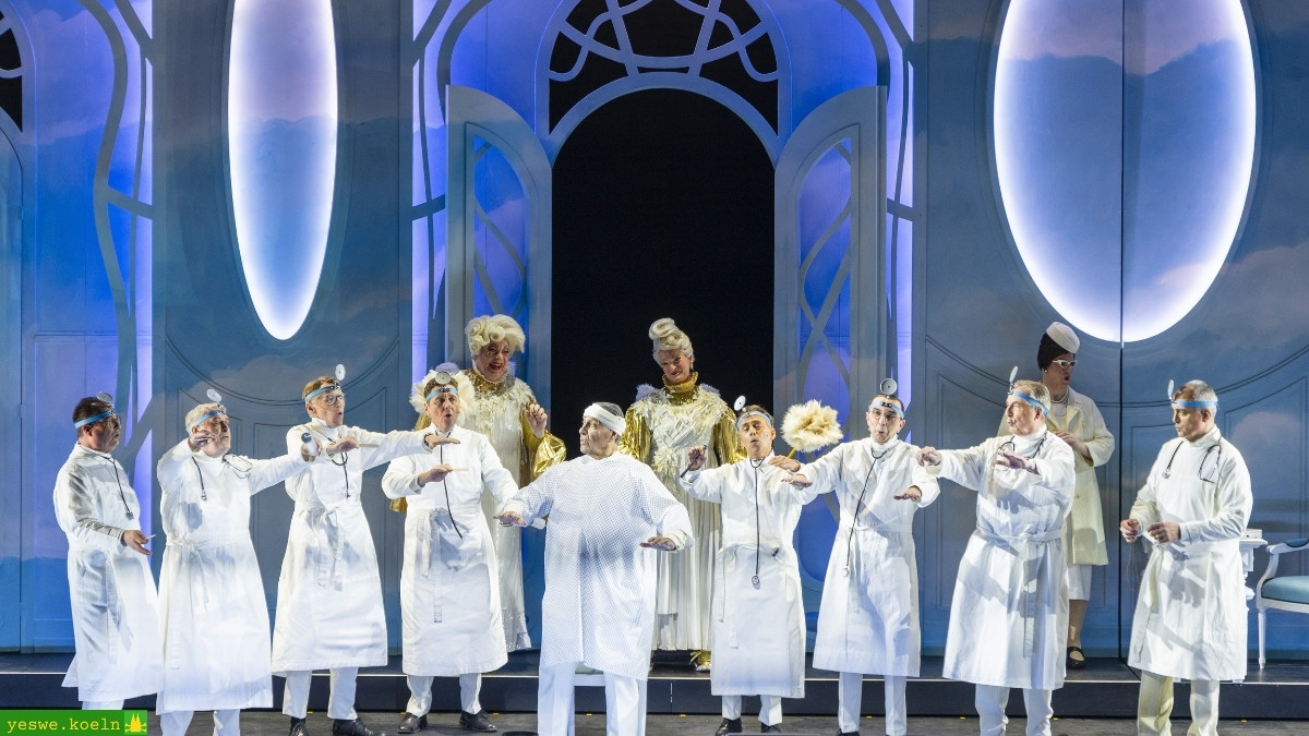 Himmlisch! Adenauer auf Wolke sieben im Divertissementchen